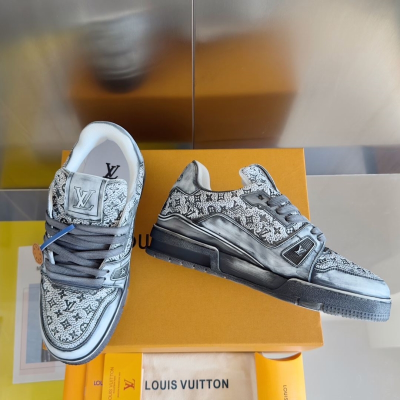 Louis Vuitton Sneakers